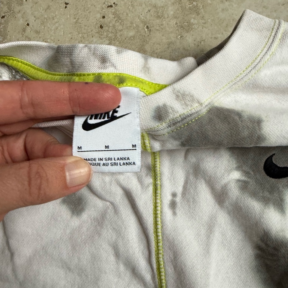 Tie‎ dye oversized Nike crop size M - Picture 3 of 4